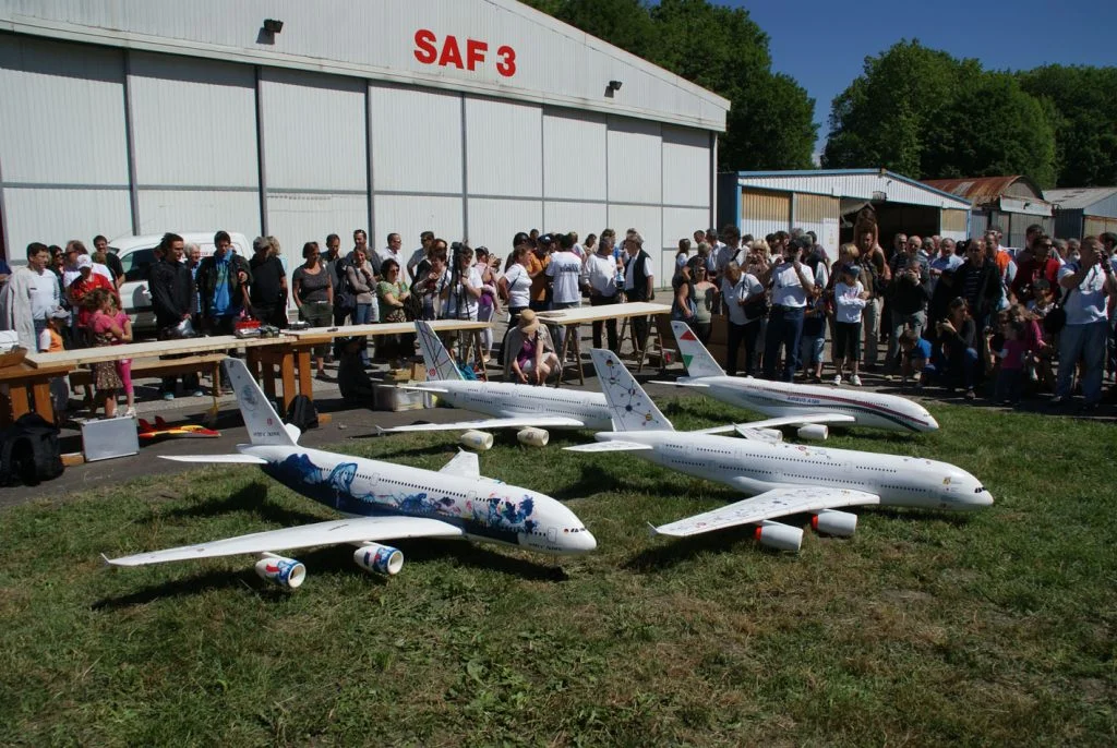 Airbus 380 Designed and Built by Students