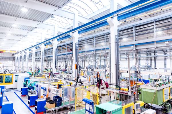 Top Seven Tips to Reduce Risks in Manufacturing Operations